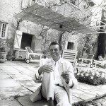 Dirk-Relaxing-at-Villa